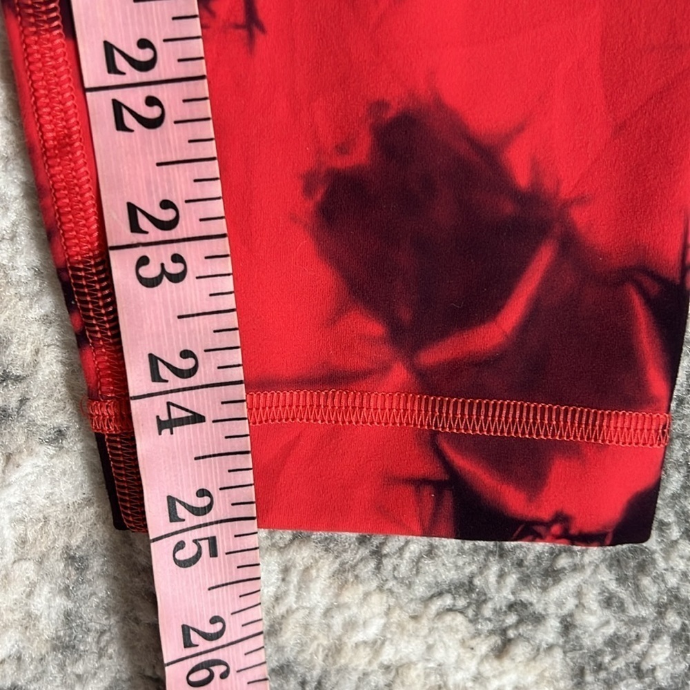 Lululemon Wunder Under Leggings - Picture 12 of 12